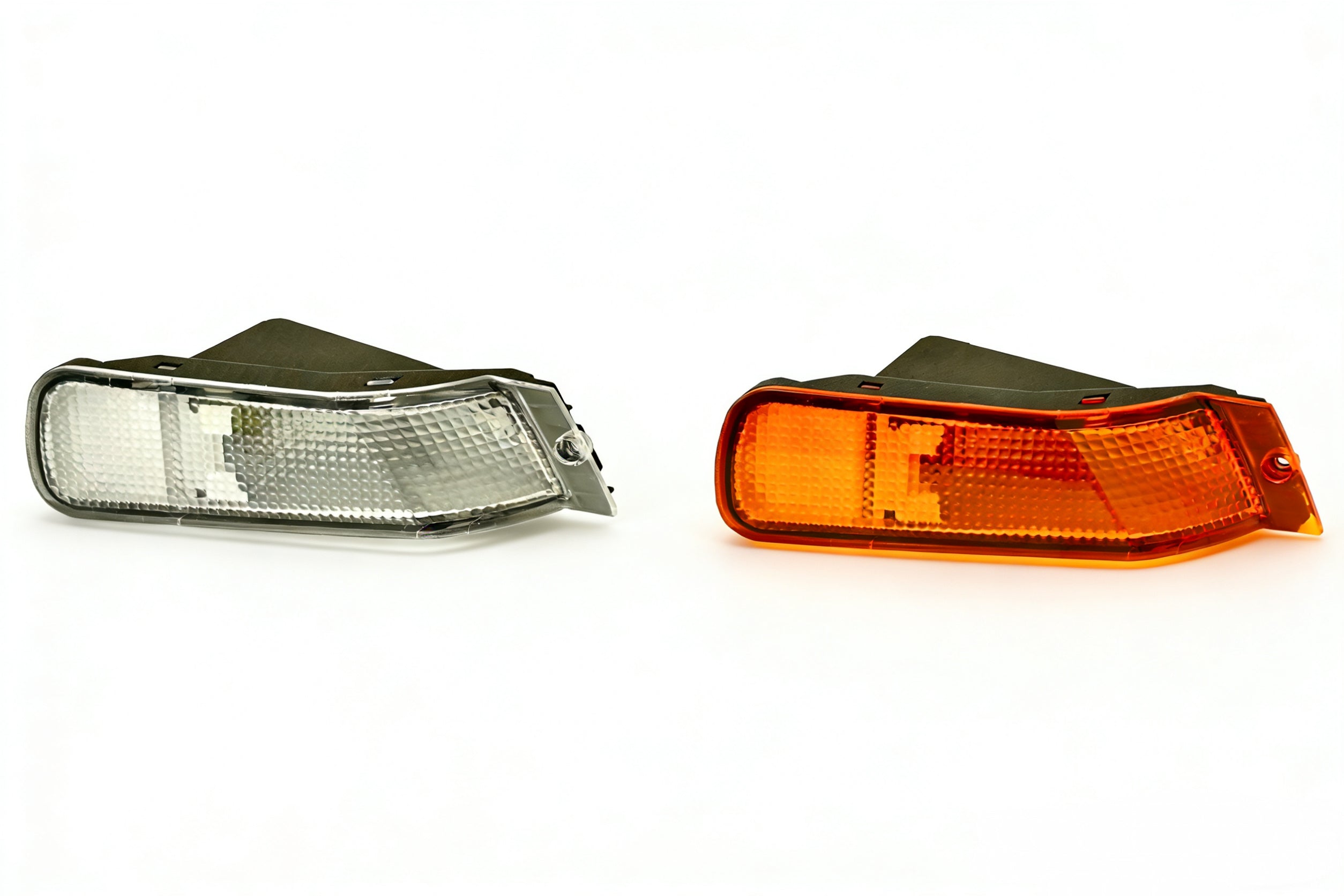 1991–1993 Mitsubishi 3000GT Front Turn Signal Lights LH+RH – OEM